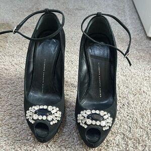 Size 37 shoes “heels” Giuseppe Zanotti
100% authentic